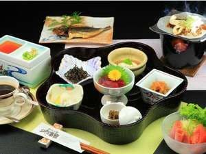 【金目鯛の塩釜焼プラン】豪華！割るのがもったいなくなる塩釜焼がお楽しみ