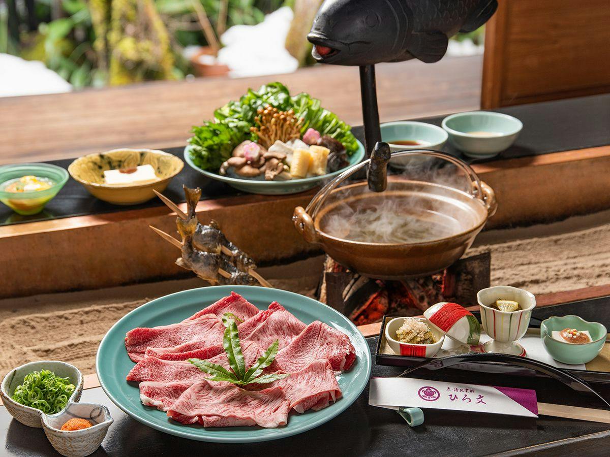 *【囲炉裏：牛しゃぶ】