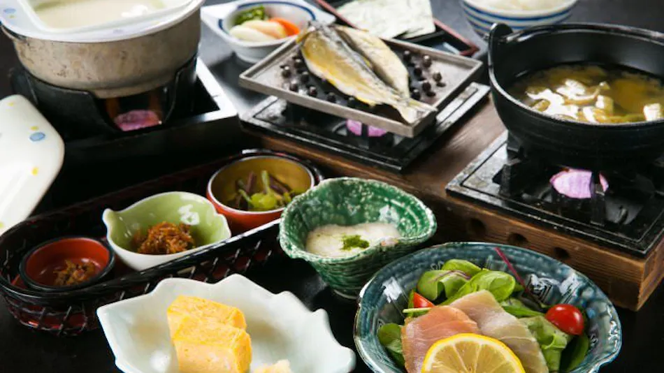 Atsugi Iiyama Onsen Motoyu Ryokan