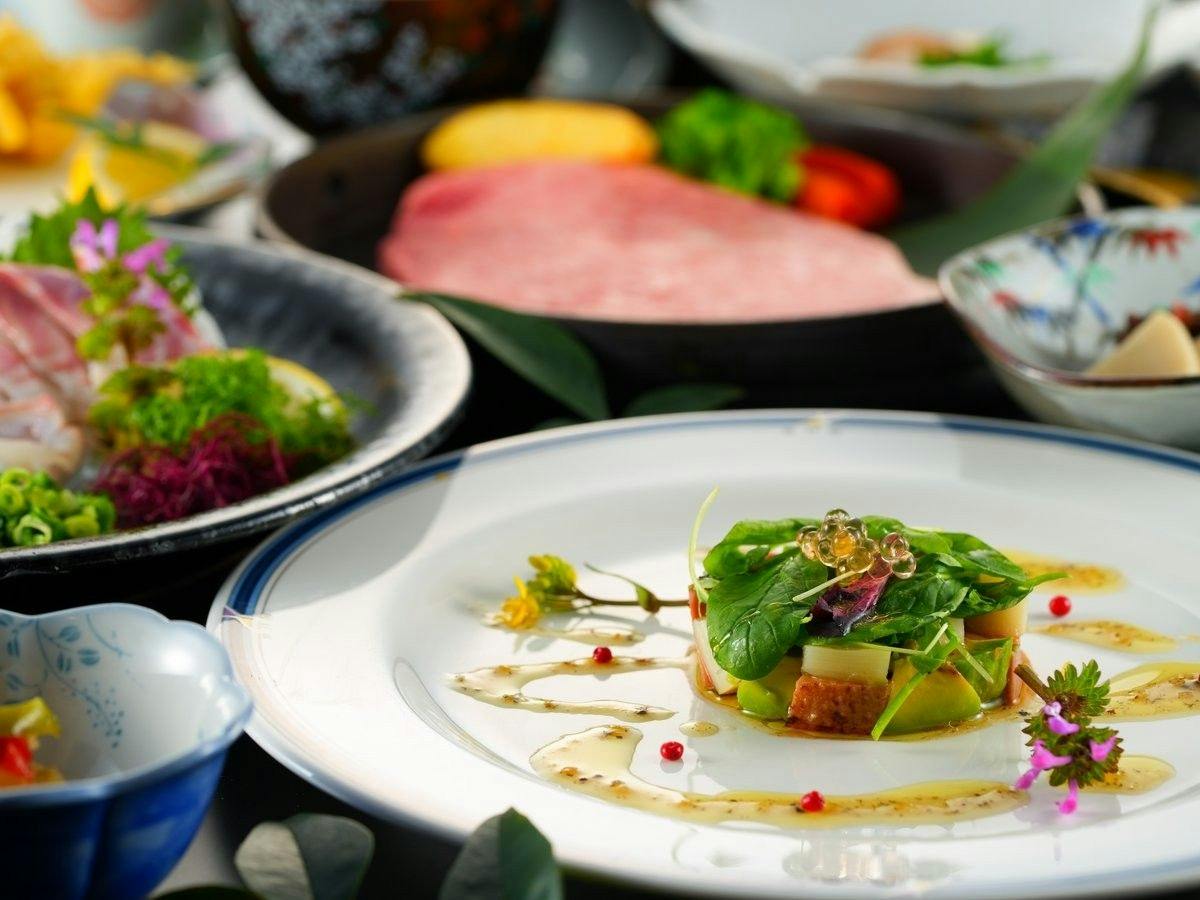 【スタンダードプラン】国産和牛メインの創作料理に舌鼓　温泉付き客室で湯を満喫！「美味礼賛」