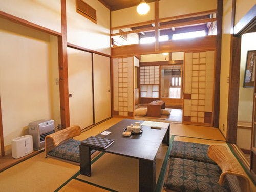 ■懿徳（いとく）本館・和室6＋4.5畳2間