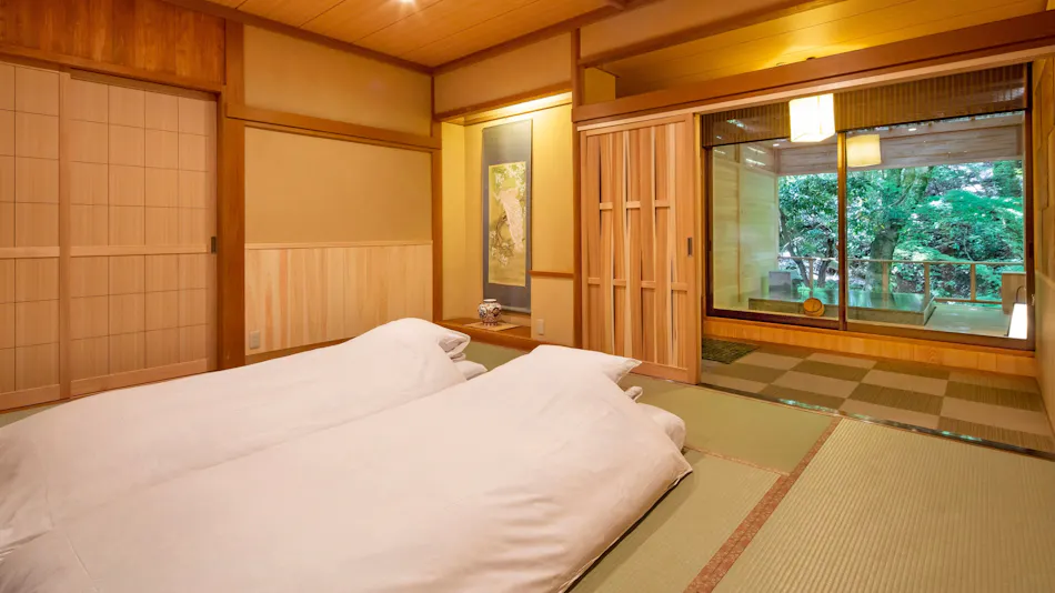 Kawazu Nanadaru Keiryu Onsen Saryo Mizumari