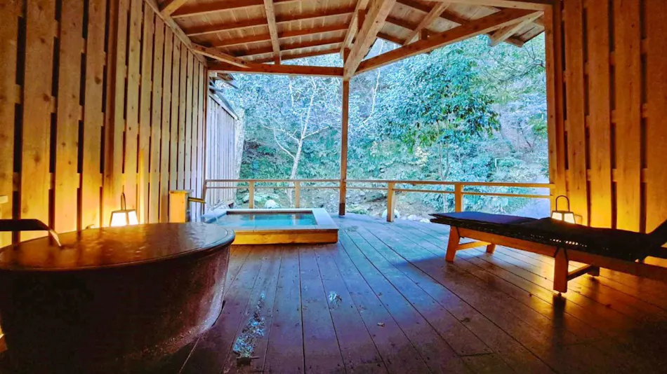 Kawazu Nanadaru Keiryu Onsen Saryo Mizumari
