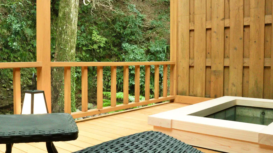 Kawazu Nanadaru Keiryu Onsen Saryo Mizumari