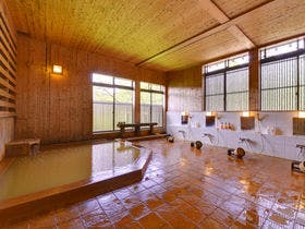 強首温泉樅峰苑