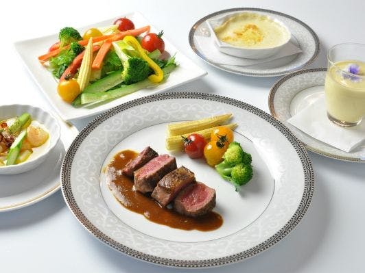 夕食コース一例　日替わりメニュー