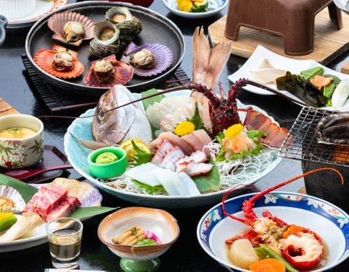 露天風呂付客室専用会席（夏のお献立一例）