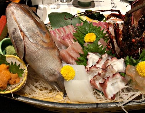 【夏の三大味覚膳】鮑1杯、岩カキ、ウニ