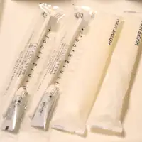 【สิ่งอำนวยความสะดวกในห้องพัก】ชุดแปรงสีฟันและแปรง