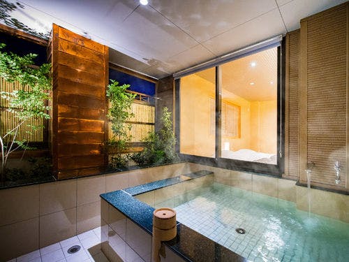 露天風呂付67.5平米　露天風呂