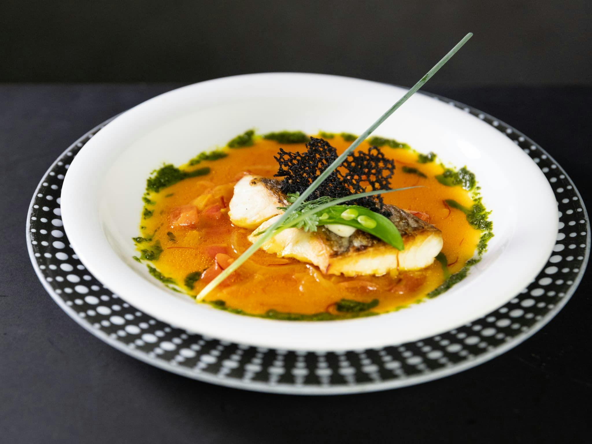 愛媛県産鯛料理ブイヤベース風