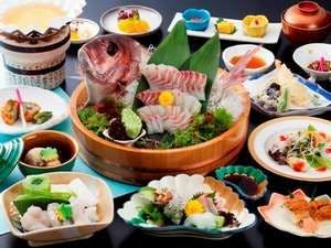 【食事処で楽しむ！夏季限定】淡路産はも鍋と鯛の活造会席