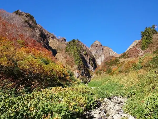 【雨飾山登山応援プラン】登山弁当・送迎・温泉付きで安心の山旅