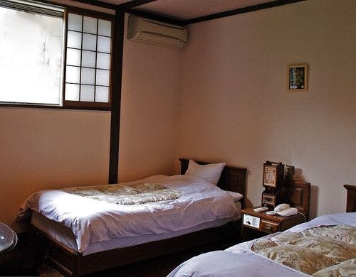 ゆっくりとできる広縁も備えています