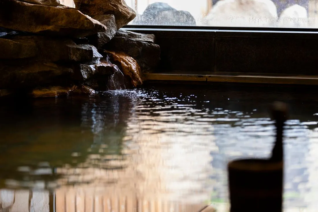 น้ำพุร้อนธรรมชาติที่หายาก