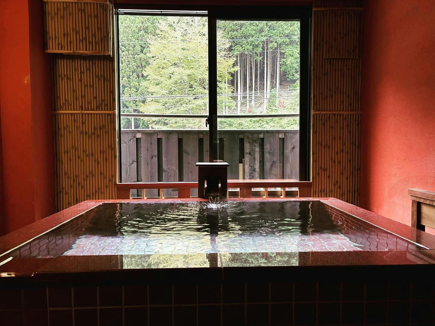 おもいでの宿 湯の島館