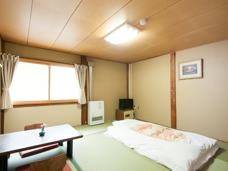 【本館】和室8帖（トイレなし）のサムネイル画像