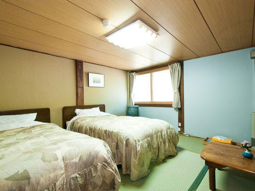 【本館】和室8畳（ベッド）
