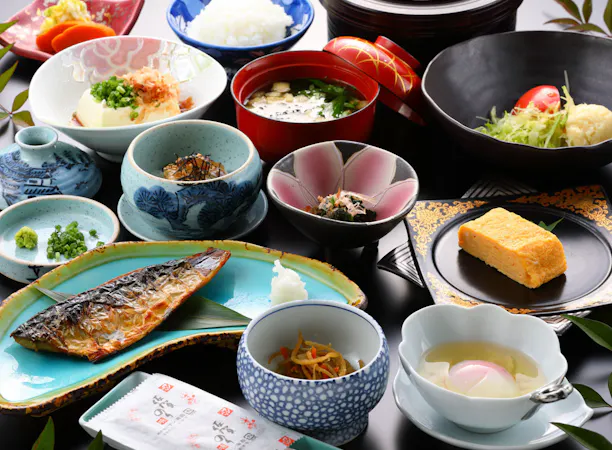 朝食