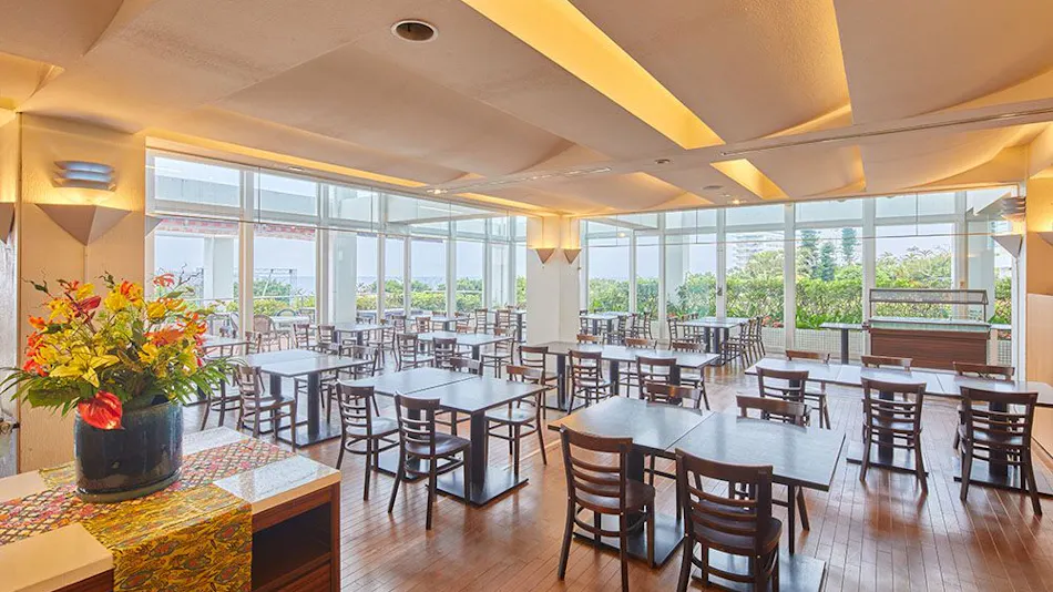 Royal View Hotel Churaumi