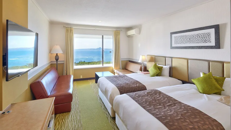 Royal View Hotel Churaumi