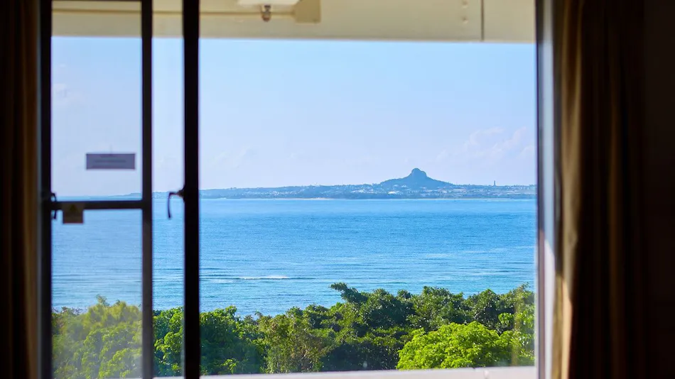 Royal View Hotel Churaumi