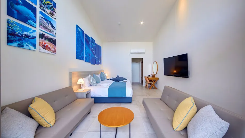 Royal View Hotel Churaumi