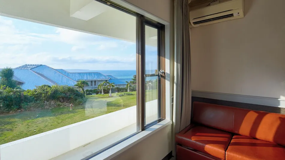 Royal View Hotel Churaumi
