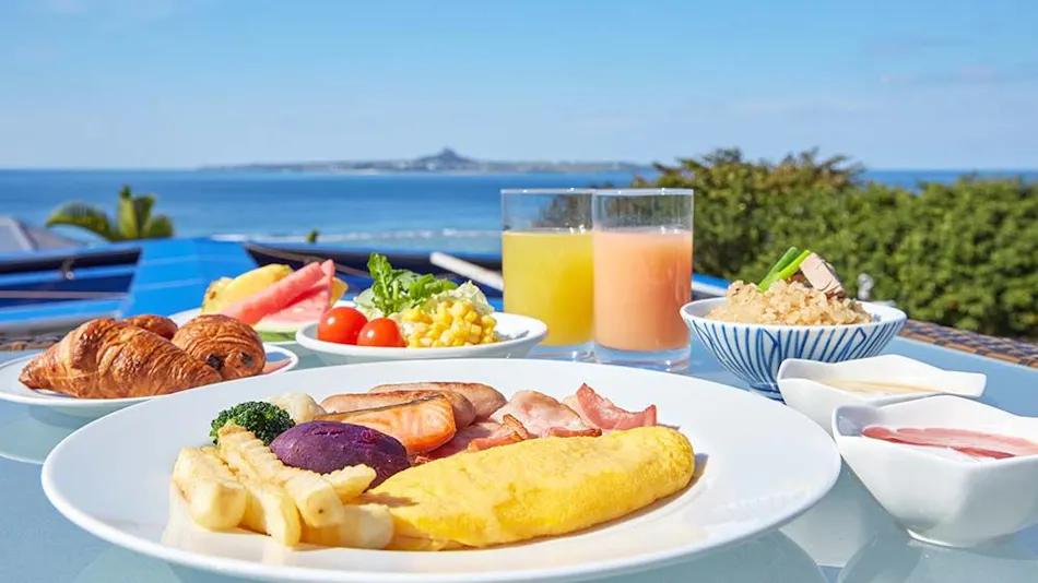 Royal View Hotel Churaumi