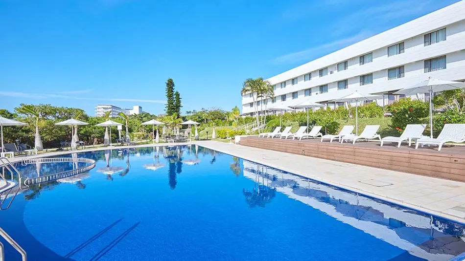 Royal View Hotel Churaumi