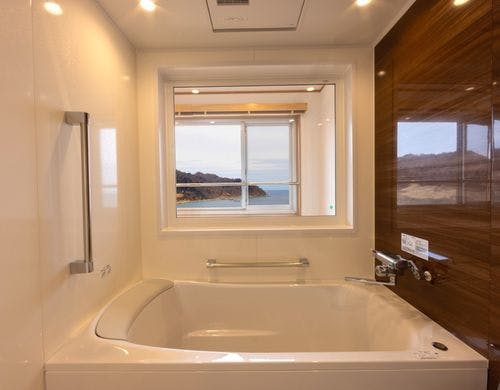 スーペリア和洋室・バスルーム