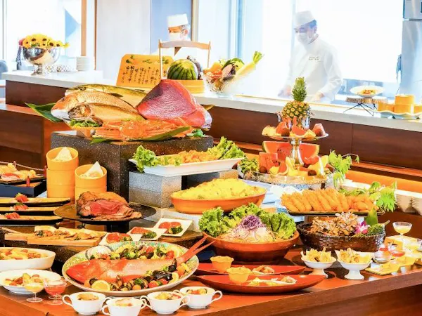 【贅沢ビュッフェ】アワビ・上州牛・カニ食べ放題|最上階ライブキッチン