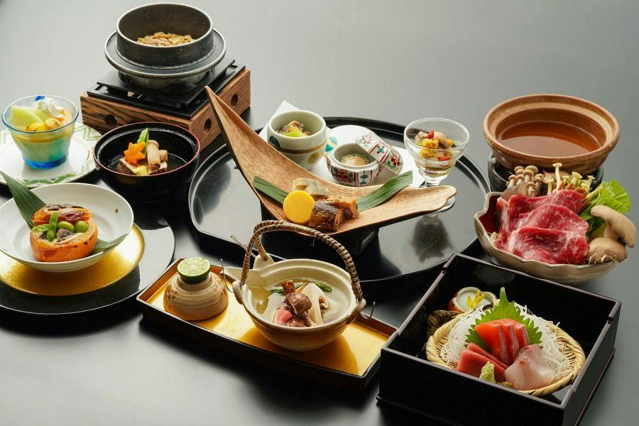 【個室料亭】四季を味わう特選会席｜旬の創作料理を満喫