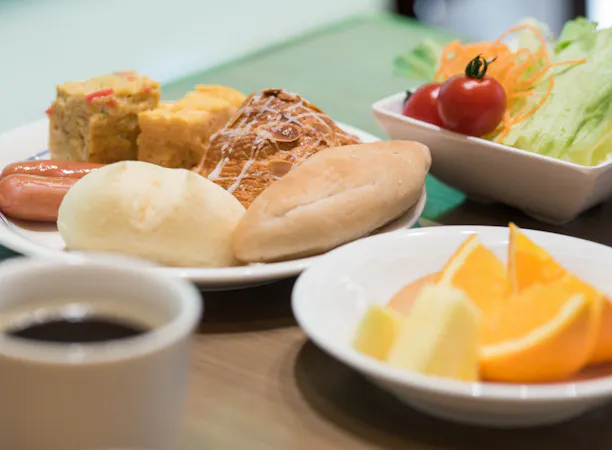 朝食バイキング
