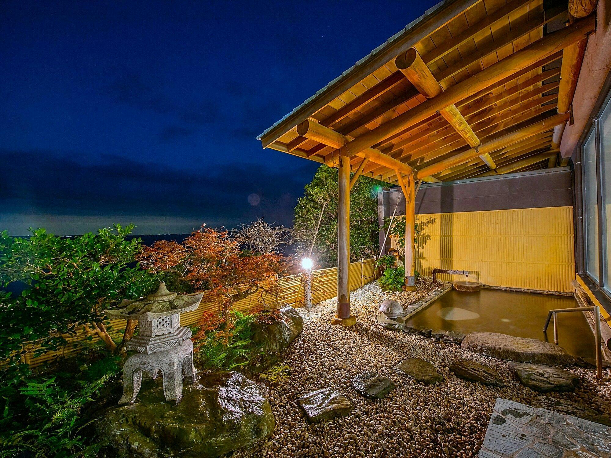 ≪Men's Large Public Bath & Open-Air Bath≫