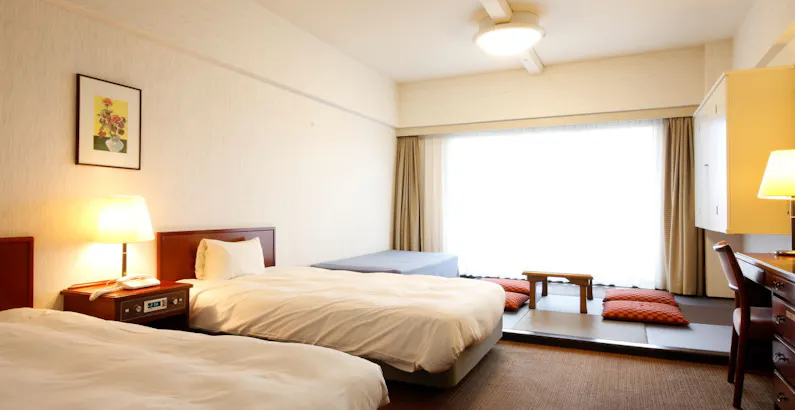 ホテル リゾーツ 南淡路 Daiwa Royal Hotel 素泊まり 食事なし シンプルステイ 淡路島へお気軽旅行 24時まで温泉利用ok 屋外駐車場無料 プラン 喫煙 ファミリールーム 35平米に4畳含む和洋室 一休 Com ホテル リゾーツ 南淡路 Daiwa Royal Hotel 素泊まり 食事なし シンプルステイ 淡路島へお気軽旅行 24時まで温泉利用ok 屋外駐車場無料 プラン 喫煙 ファミリールーム 35平米に4畳含む和洋室 一休 Com