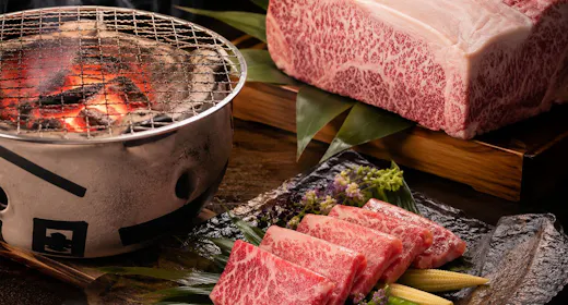 【1日3組限定】炭火で味わう和牛ステーキと厳選旬魚の姿造り「創る会席」飲み放題付 <松プラン>