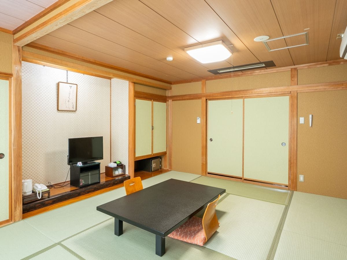 寺泊海岸つわぶき温泉　美味探究の宿　住吉屋