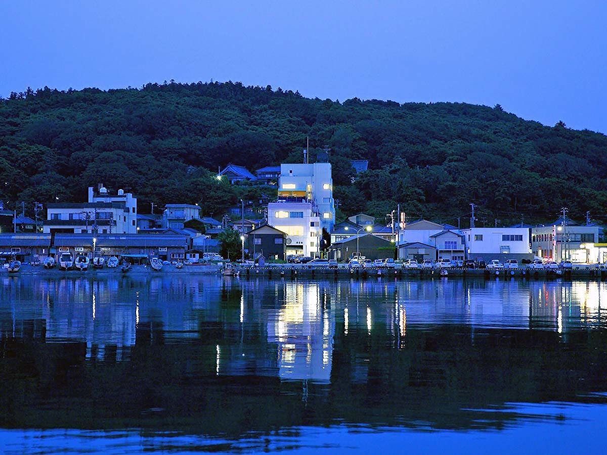 寺泊海岸つわぶき温泉　美味探究の宿　住吉屋