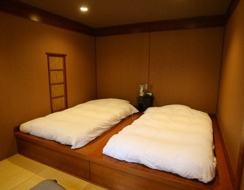 半露天風呂付客室、山吹のお部屋