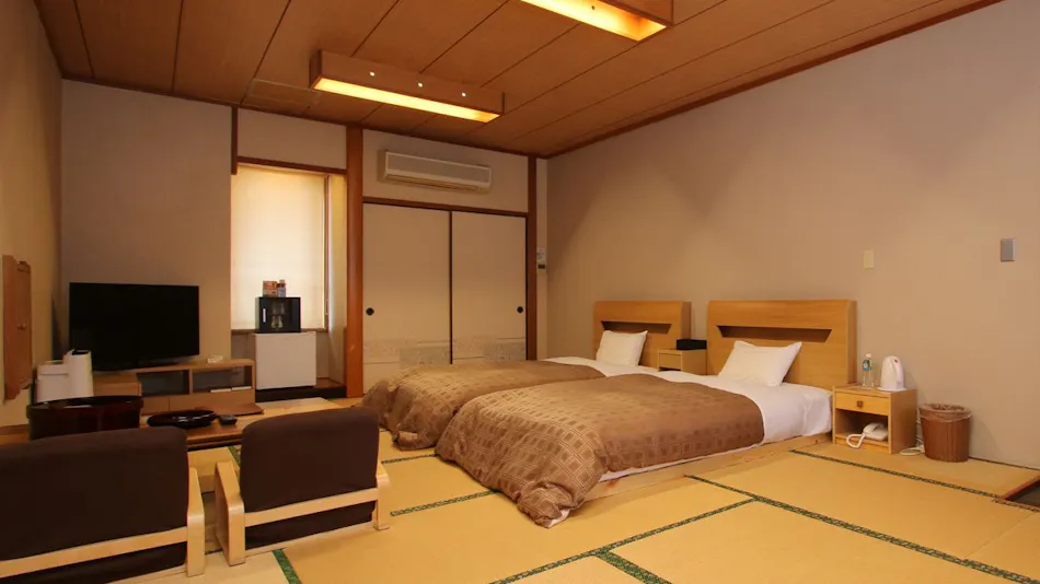Satoyama Retreat Hanatomi-tei -Kafutei-