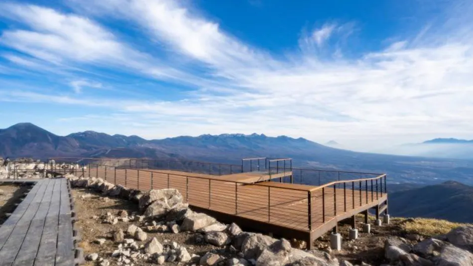 "Sky Paradise: Kurumayama Kogen Sky Park Hotel"