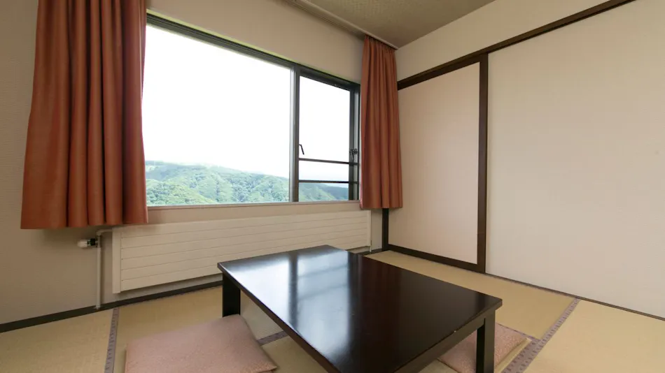 "Sky Paradise: Kurumayama Kogen Sky Park Hotel"