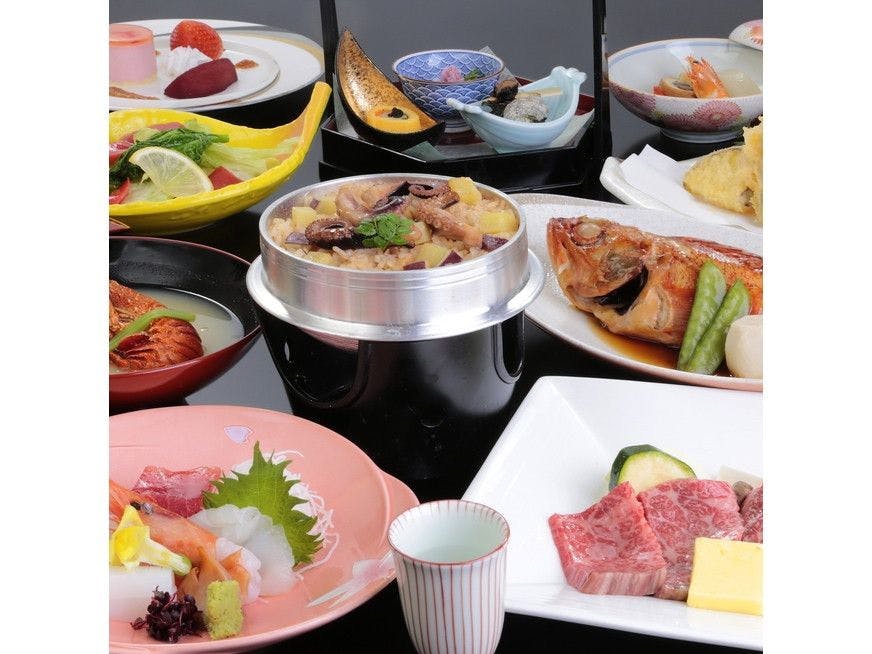 五浦観光ホテル本館／別館大観荘