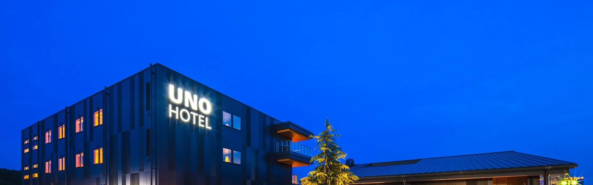UNO HOTEL