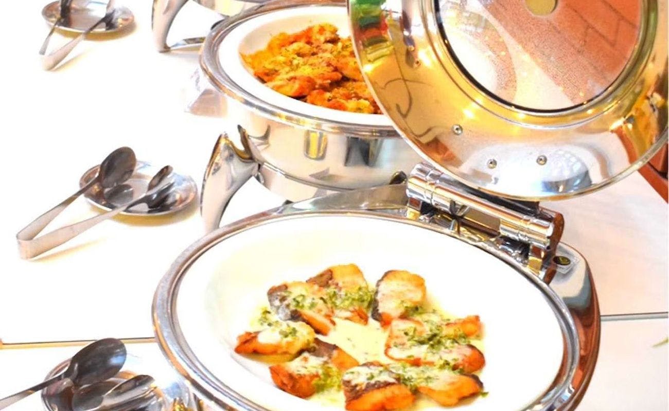 朝食ビュッフェ