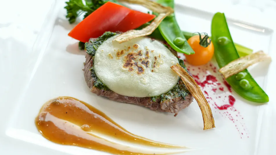 AlbaHOTEL & Glamping