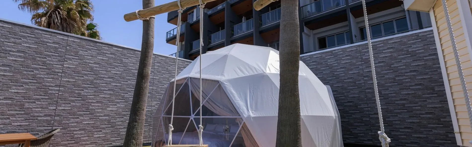 AlbaHOTEL&Glamping