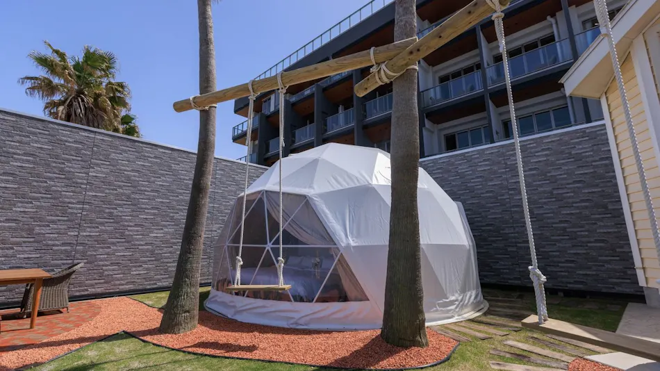 AlbaHOTEL & Glamping
