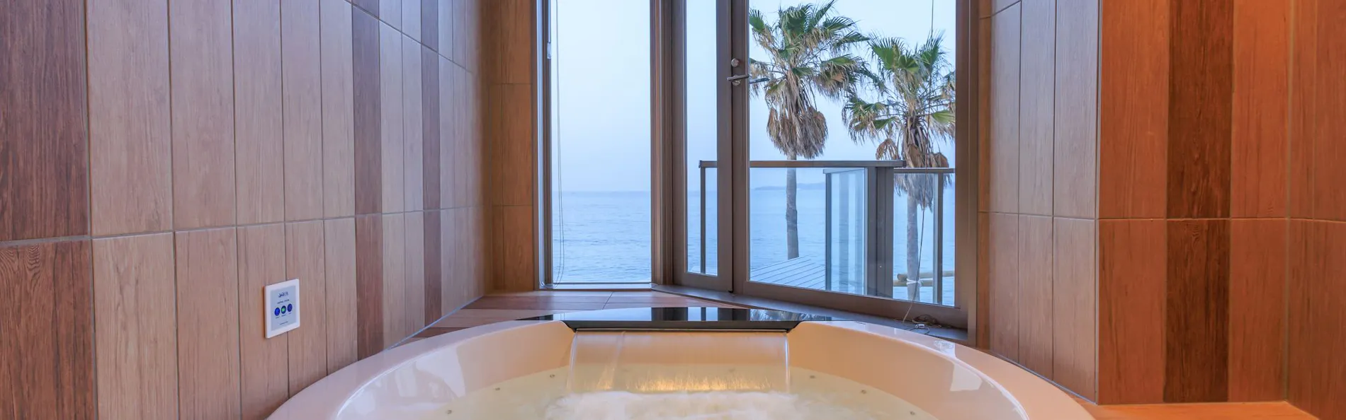 AlbaHOTEL&Glamping